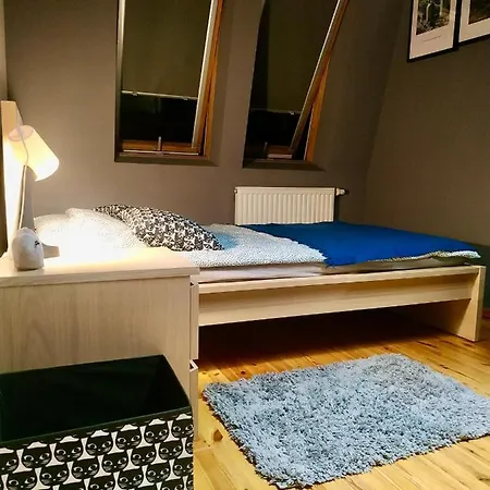 „kredka I Olowek” * فروتسواف